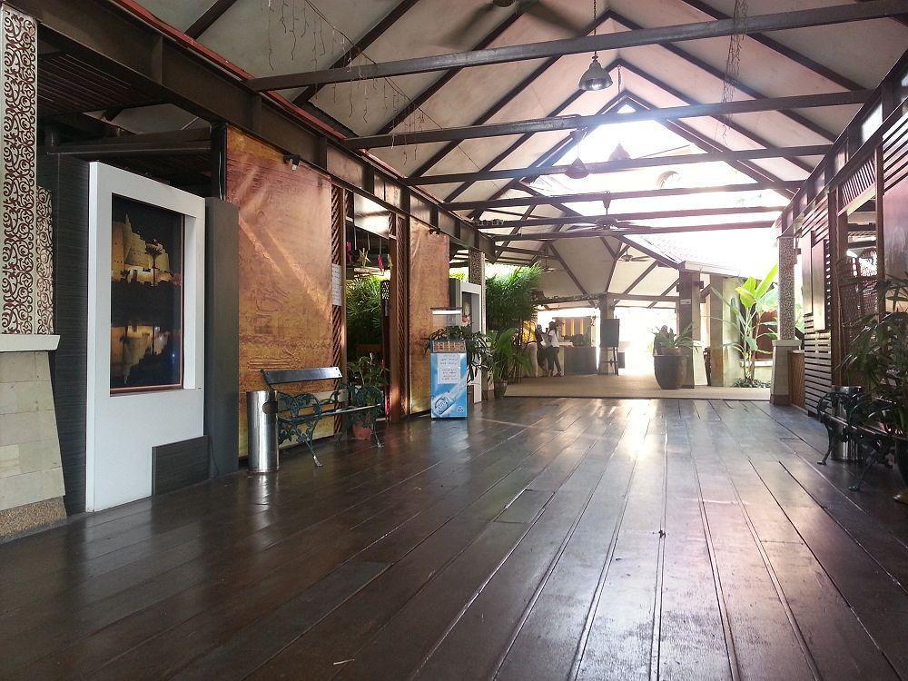 Oyo 1149 Feringghi Hotel Batu Ferringhi Exterior foto