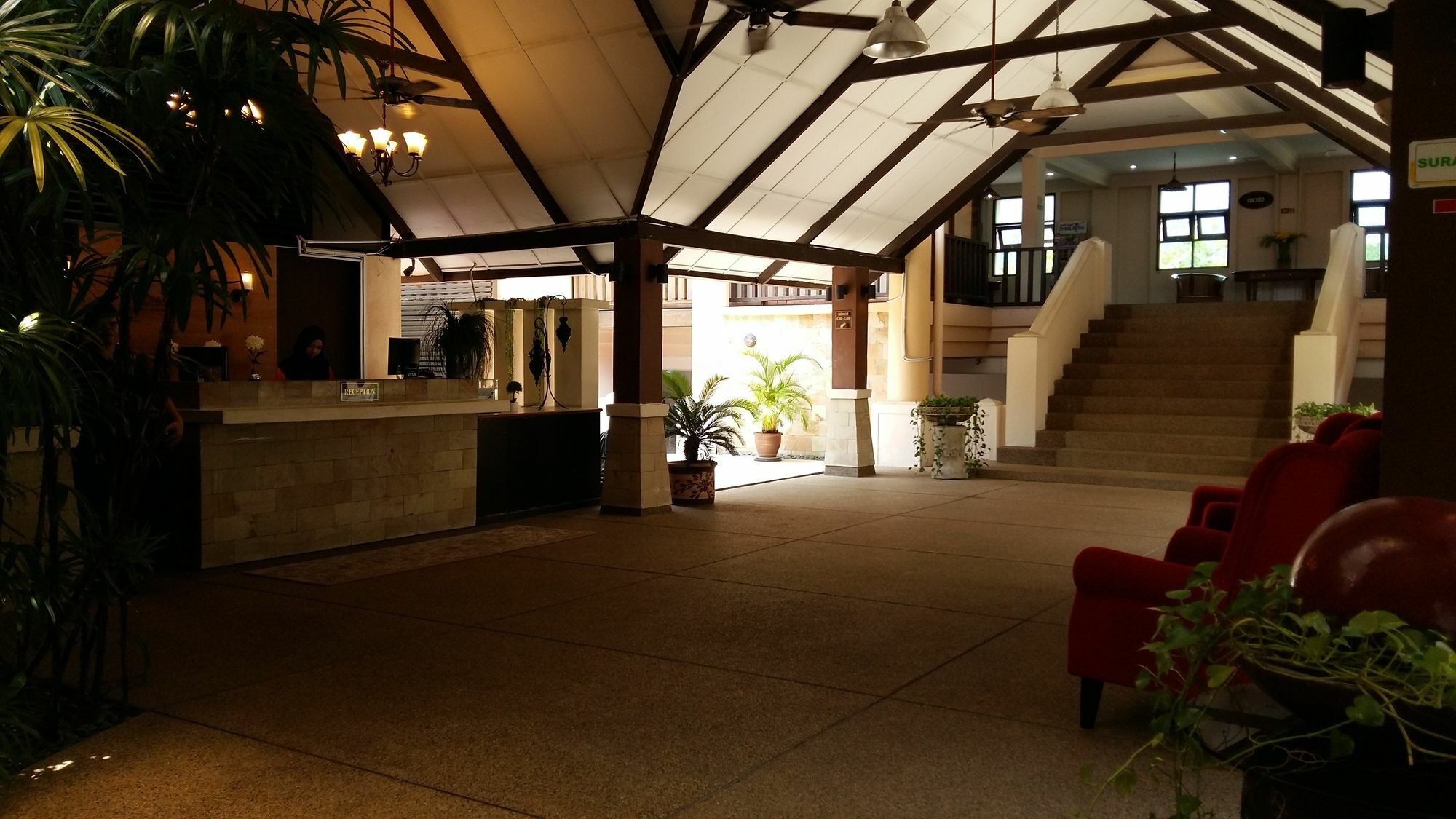 Oyo 1149 Feringghi Hotel Batu Ferringhi Exterior foto